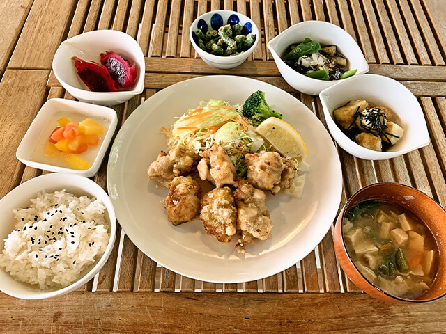 シェフの日替わり夜定食（一例）