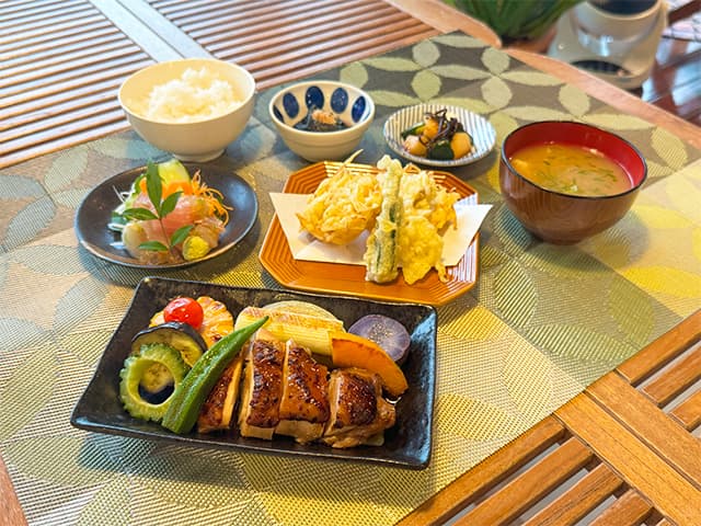 シェフの日替わり夜定食（一例）